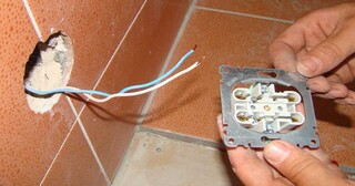 Замена розеток в Новоалтайске в октябре