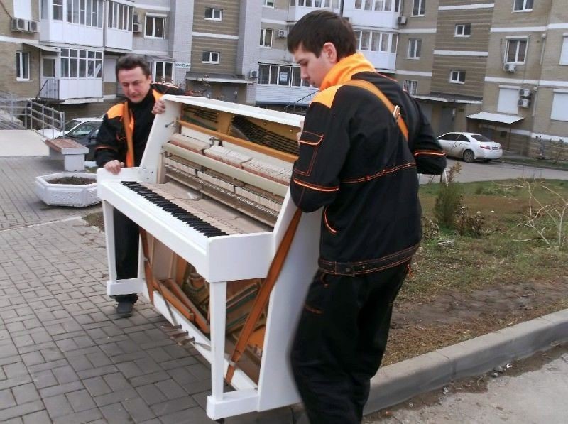 Перевозка пианино и рояля в Новоалтайске — цена от 818 руб., грузчики, упаковка — Мастер24